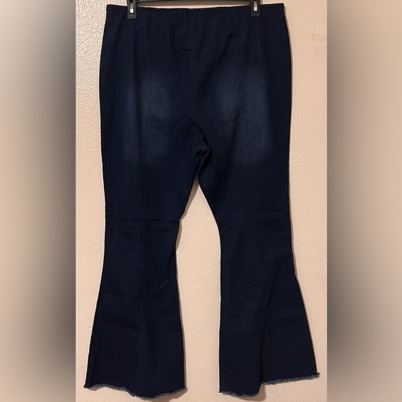 NWT No Boundaries Super High-Rise Flare Jeans size XXXL/21 - Picture 2 of 7